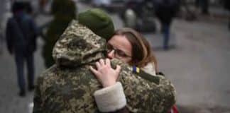 Ucrânia convida mães de soldados russos capturados para buscá-los