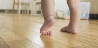 Para 66% dos pais, os primeiros passos do filho são uma das melhores recordações da vida