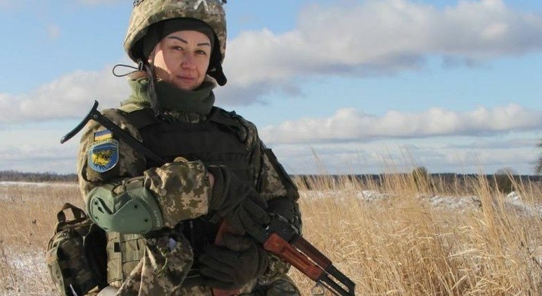 revistapazes.com - Heroína nacional: ucraniana, mãe de 12 filhos, morre em batalha contra Exército Russo
