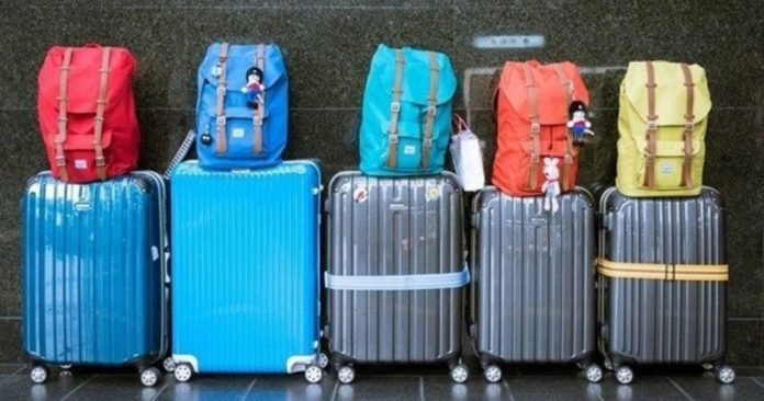 Câmara aprova volta da gratuidade para despacho de bagagens em voos no Brasil