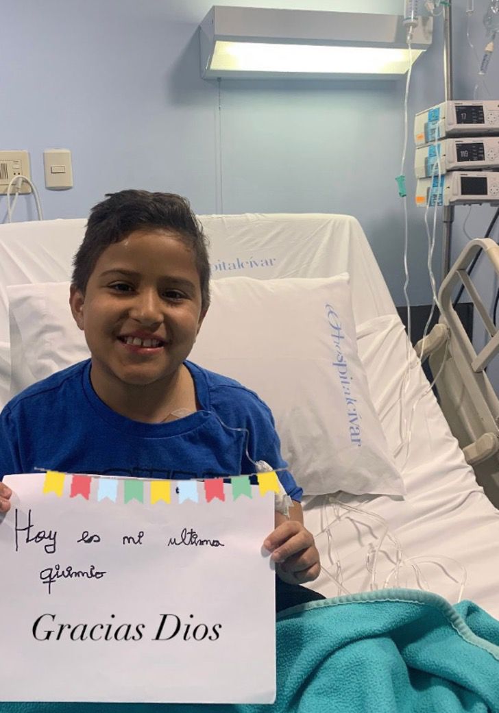 revistapazes.com - "Eu venci o câncer, sou um milagre": ele vence sua doença e sai do hospital radiante