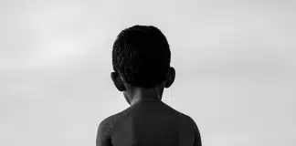 Invisível, por Áquila Emanuelle.