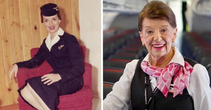 Mulher de 86 anos tornou-se a aeromoça mais velha do mundo. Tem 6 décadas de serviço