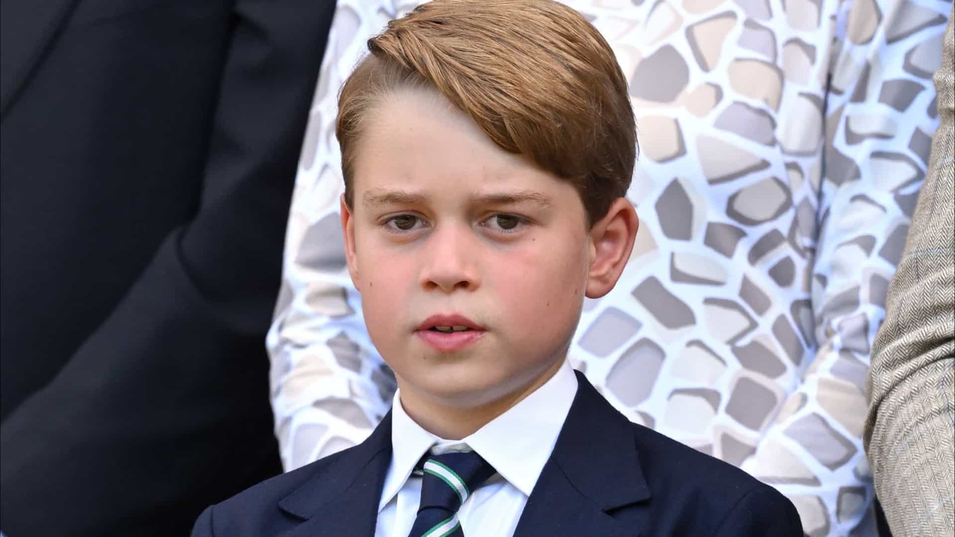 revistapazes.com - 'Meu pai será rei, então é melhor vocês tomarem cuidado', diz príncipe George aos colegas de classe