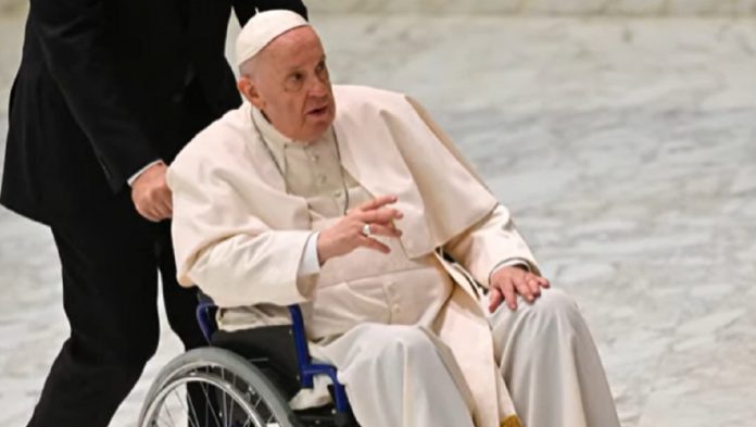 Papa afirma já ter assinado renúncia para o caso de problema de saúde grave