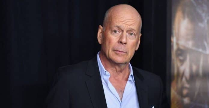 Família divulga novo boletim do estado de saúde de Bruce Willis e situação choca fãs do ator