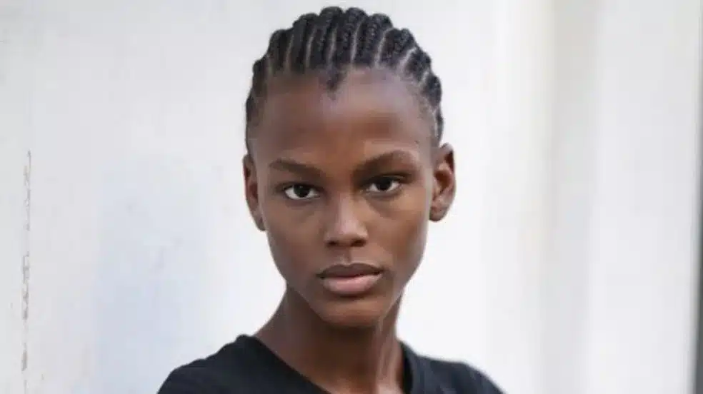 Colombiana de 18 anos que ganhava a vida fazendo tranças se torna modelo EXCLUSIVA da Louis Vuitton revistapazes.com - Colombiana de 18 anos que ganhava a vida fazendo tranças se torna modelo EXCLUSIVA da Louis Vuitton