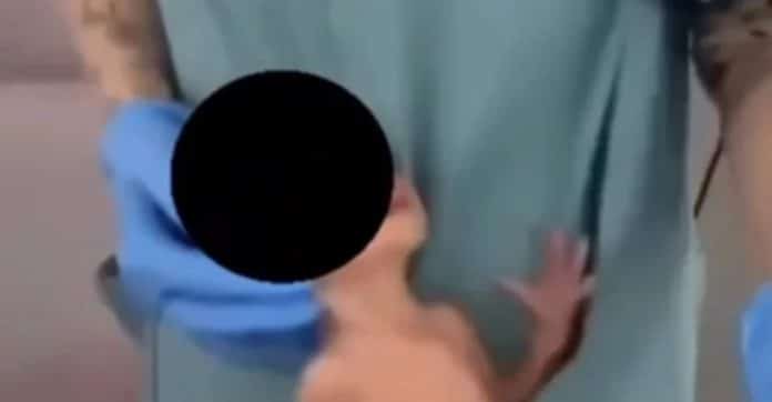 Em vídeo chocante, funcionária de hospital faz dancinha do TikTok com recém-nascido no bolso