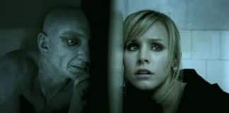 Nesta ficção científica, força sobrenatural usa a tecnologia para roubar a alma dos vivos