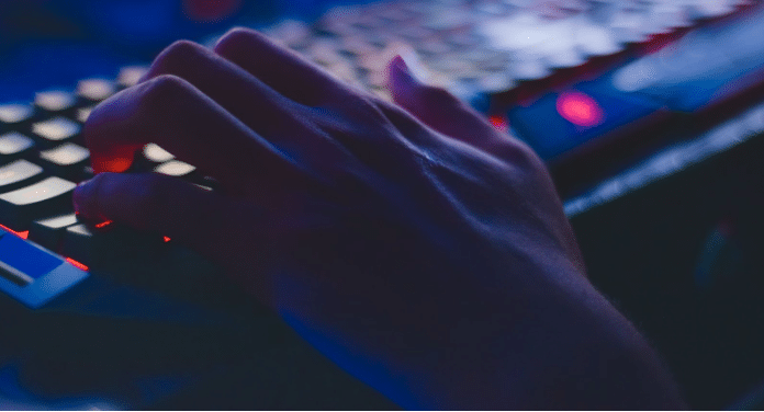 Integração de Slots Online com Outras Formas de Entretenimento Digital