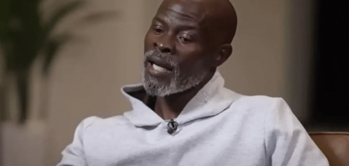 Ator indicado ao Oscar, Djimon Hounsou afirma que ainda “está lutando para sobreviver”