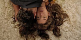 Nova série de suspense da Netflix chegou “de fininho”, mas já está destruindo emocionalmente quem assiste