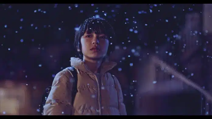 Jovem viaja 18 anos no tempo para evitar a morte da sua mãe nesta nova série que já é nº 1 na Netflix