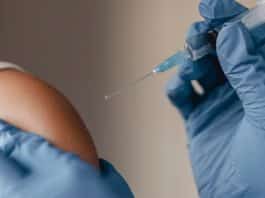 Proteção dupla: vacina contra bronquiolite será distribuída no SUS para gestantes e recém-nascidos