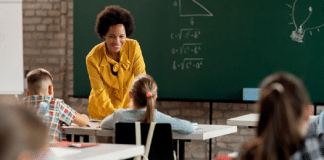 Professores de Porto Ferreira modernizam material didático para novos desafios