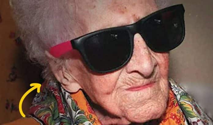 A mulher mais velha do mundo atravessou dois séculos com um hábito que médicos sempre condenaram