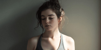 Gatilhos emocionais: por que o corpo reage antes de você entender — Josie Conti explica