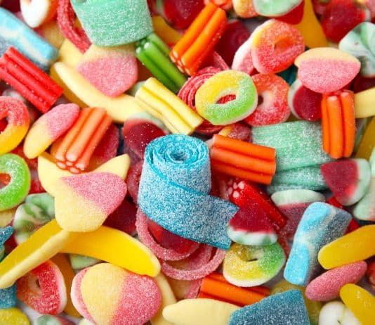 Governo encontra arsênico, substância cancerígena, em chocolate infantil de 28 marcas diferentes