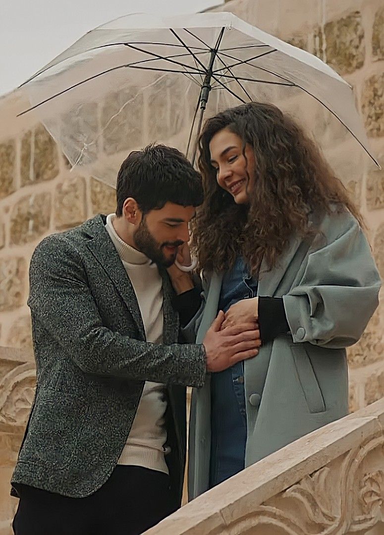 revistapazes.com - Essa &eacute; uma das s&eacute;ries turcas mais amadas do mundo... E tem uma hist&oacute;ria de amor que come&ccedil;a do jeito errado