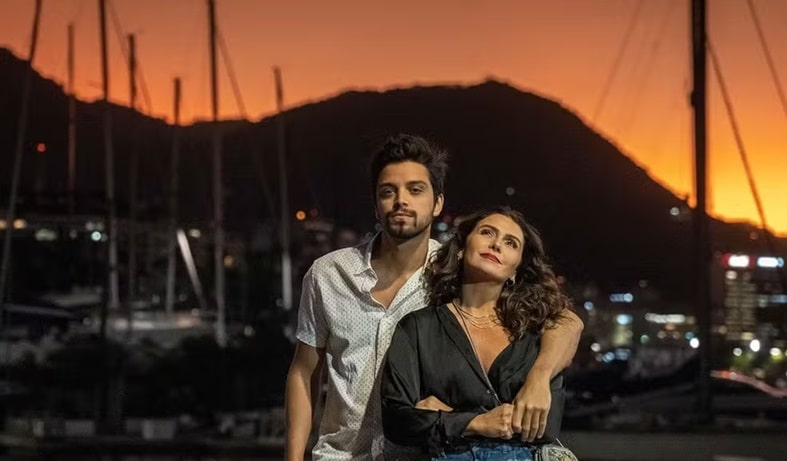 Após divórcio inesperado, mulher de 40 anos ganha uma nova chance no amor em filme n° 1 da Netflix revistapazes.com - Após divórcio inesperado, mulher de 40 anos ganha uma nova chance no amor em filme n° 1 da Netflix