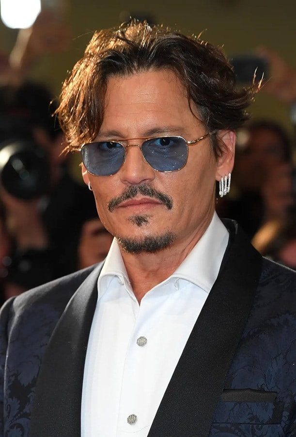 revistapazes.com - Em sil&ecirc;ncio, Johnny Depp fez gesto de ouro para salvar ator de Grey&rsquo;s Anatomy de crise antes de trag&eacute;dia: entenda
