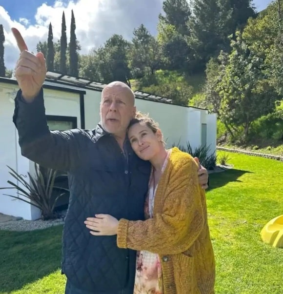 revistapazes.com - Bruce Willis surpreende a filha com rea&ccedil;&atilde;o emocionante em meio &agrave; luta contra a dem&ecirc;ncia