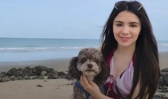 revistapazes.com - Terremoto derrubou o pr&eacute;dio, mas ela usou o pr&oacute;prio corpo para proteger seu cachorro dos escombros