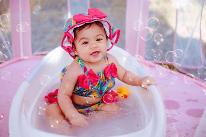 Enxoval de farmácia para o bebê: quais itens são indispensáveis?
