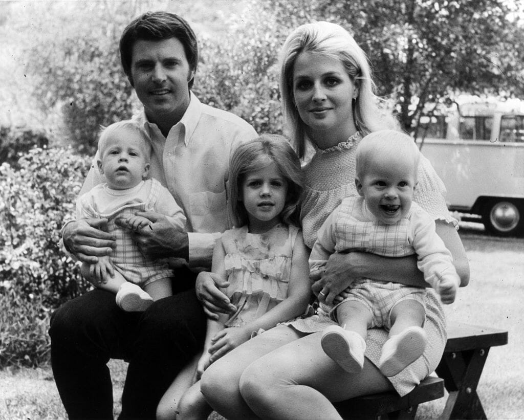 revistapazes.com - Como Ricky Nelson salvou a vida de seus filhos g&ecirc;meos no misterioso acidente de avi&atilde;o que causou sua pr&oacute;pria morte