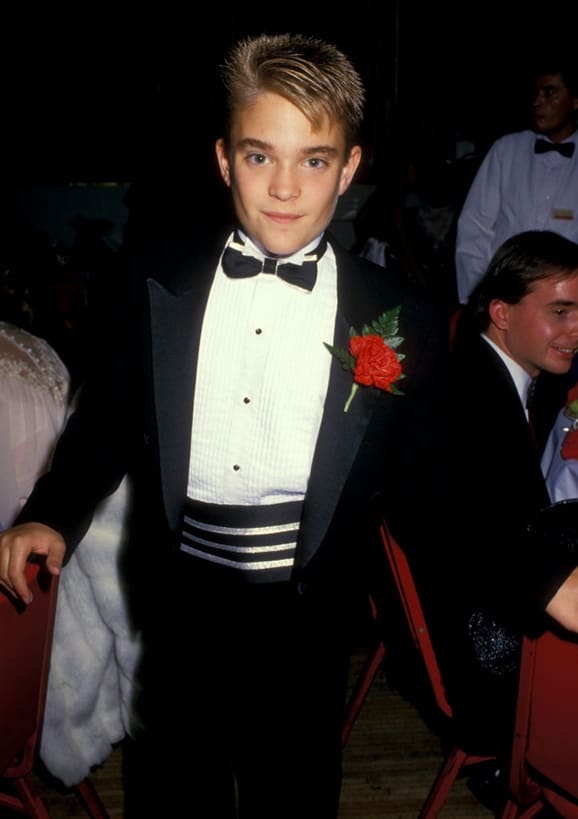 revistapazes.com - O ator que foi &ldquo;arrancado do arm&aacute;rio&rdquo; e acabou rejeitado por Hollywood em plenos anos 90