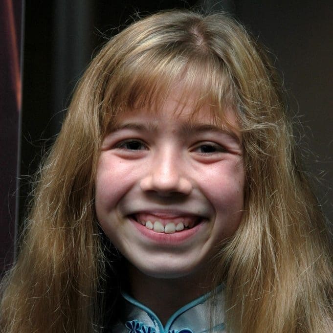 revistapazes.com - Sua m&atilde;e a isolou e maltratou enquanto Hollywood olhava para o outro lado... tente n&atilde;o chorar ao ver como est&aacute; hoje aquela que foi uma estrela mirim