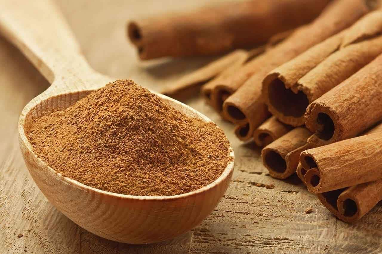 revistapazes.com - Um ingrediente comum da cozinha pode ajudar voc&ecirc; a dormir melhor e acordar com menos incha&ccedil;o