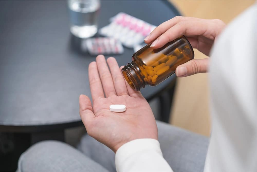 revistapazes.com - M&eacute;dica alerta quem toma omeprazol toda manh&atilde; e j&aacute; nem lembra quando come&ccedil;ou o tratamento